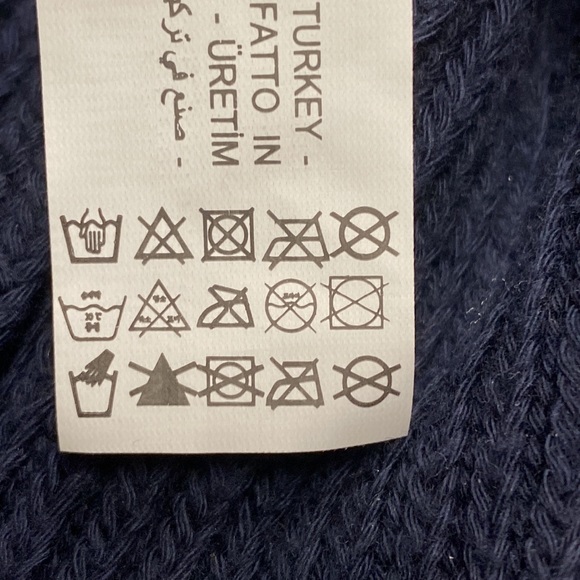 NWOT. Zara Man Navy Blue Cotton Cuffed Ribbed Hat. - Picture 6 of 6